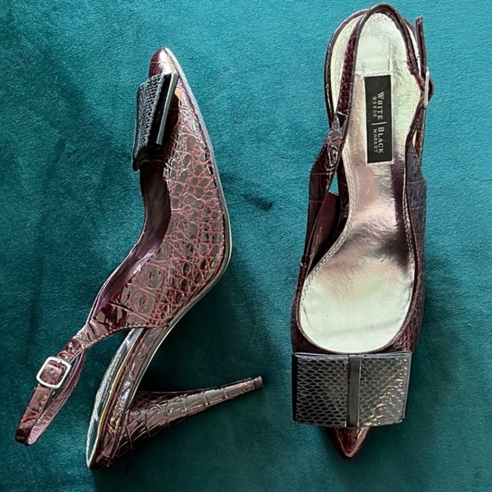 White House Black Market Ruby Red Alligator Slingback Heels Bow Detail Size 7.5